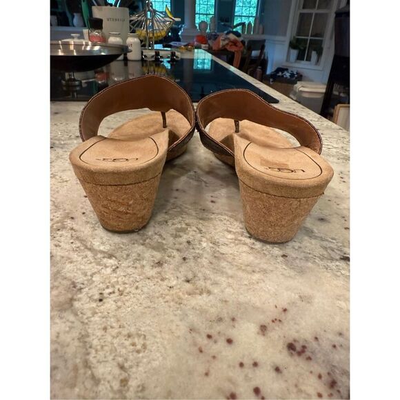 Ugg Bronze Leather Cork Wedge Sandals sz 8 EUC - Picture 5 of 7